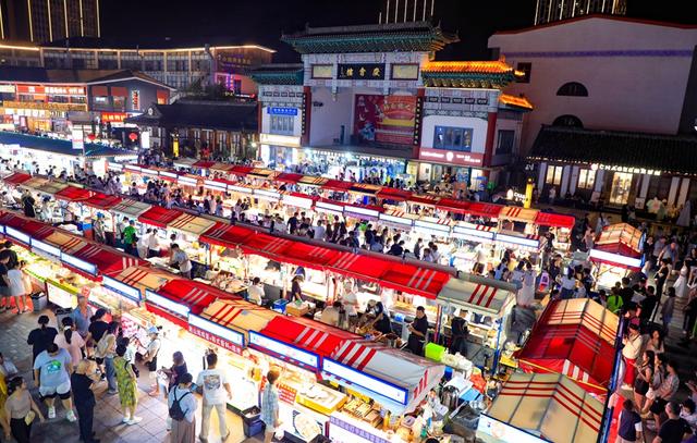 满满烟火气！威海早夜市成了“打卡地”，哪个更让你心动？