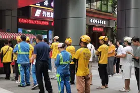 为户外劳动者送“凉方”！广州天河打造CBD高层楼宇“15分钟”服务圈图片