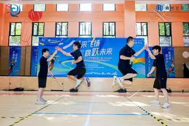 世界冠军助阵，跳绳竟然还能这么“花”图片