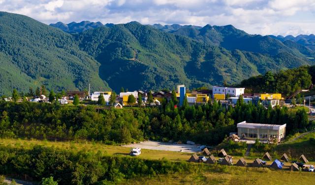 宜居宜游在凉都!“十四五”六盘水打造“四季四美”全域旅游