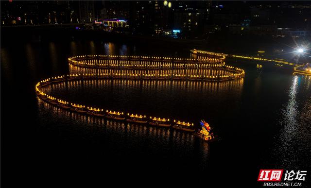 【每日一图@湖南】张家界的人文风情，在慈利的夜空闪亮