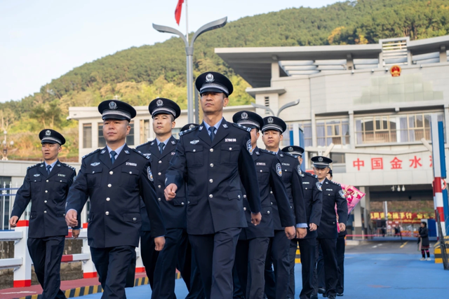 我们红河“好在的很”！来就给你安排旅游搭子