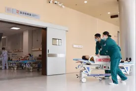 分秒必争！江城最快中风急救绿色通道→图片