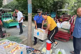 许昌市东城区：让早市经营既有“烟火气”又有“文明风”图片