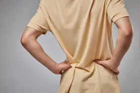 年纪轻轻为何总浑身酸痛图片