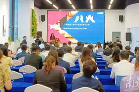 全球唯一！新一代丁腈手套智能装备生产线在顺德发布图片