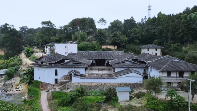 闽之福地 清韵山水 | 梅溪镇钟石村：闽清“后花园”绽放乡村振兴新画卷