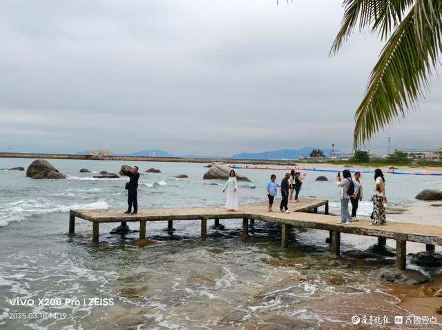 海南三亚大小洞天景区