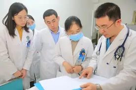 不开胸换 “心门”！青岛市市立医院成功实施高难度二尖瓣夹缘对缘修复术图片