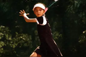 一个寒假里拿到6个冠军，这位10岁的网球女孩输了也不哭图片