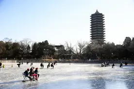“不要把学生捆绑在成绩上”！北大一学院取消绩点图片
