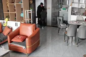爸妈不在家7岁男孩独自招待外公，拿自己最爱吃的招待，还叮嘱外公回家路上小心图片