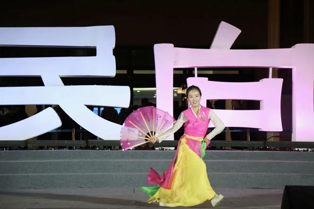 硬核苍穹下，最炫民族风！这波联动绝了！