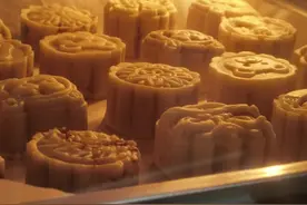 大学生用实验室做月饼？看到最后，全是“好小众的文字”……图片