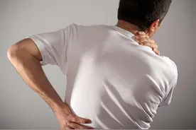 长时间坐车腰酸背痛，怎样缓解不适？图片