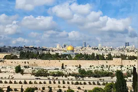 直击｜耶路撒冷街巷空荡，商铺关闭，民众希望早日和平图片