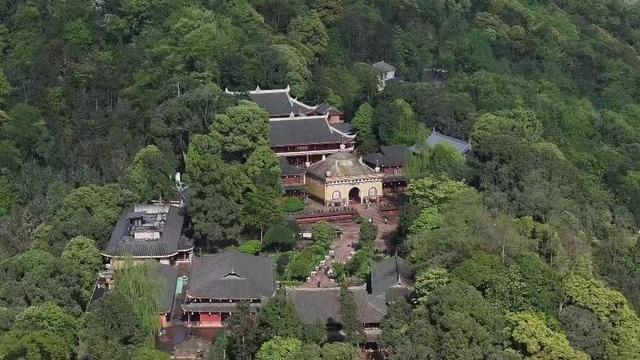国庆假期前四天 四川A级景区累计接待游客超2563万人次