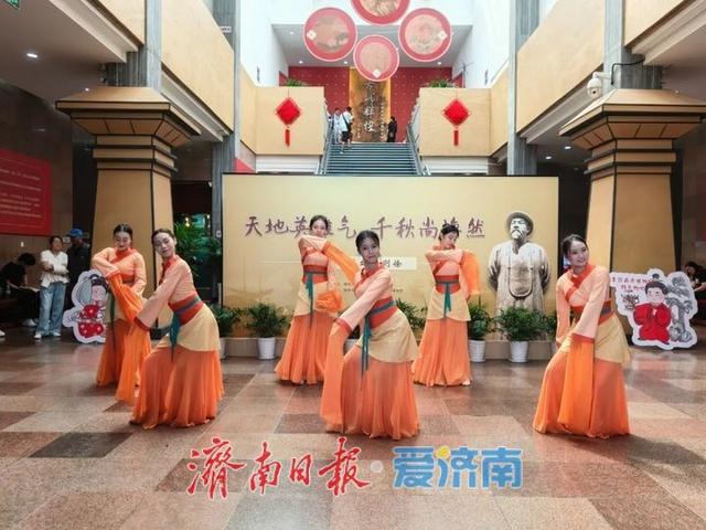 汉风启幕贺双节 趣探壁画传文脉——济南市博物馆国庆首日活动圆满举办