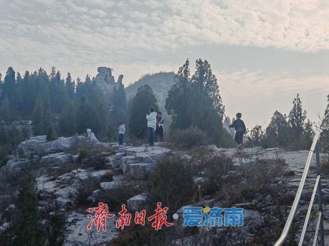 初冬访石人石马，立石山间觅悠然|一年四季泉在济南