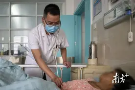 秋意渐浓，消化道出血多发！专家提醒可以这样预防图片