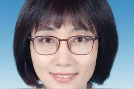 委员心声｜孙超：红领电商 产业带动，打造泰山区电商新业态图片