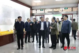 青岛市卫生健康委领导到平度市第二人民医院开展调研指导工作图片