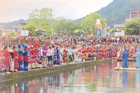 载歌载舞“三月三” 如火如荼旅游旺图片