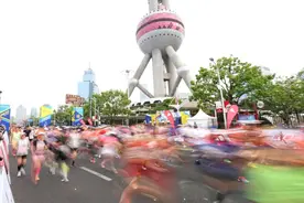 阿迪达斯SUPERNOVA超星动系列如何让5亿跑者“超心动”？图片