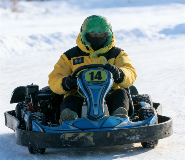 冬天的内蒙古是快乐星球吧！冰上漂移体验“速度与激情”，最高赢5万奖金……