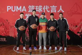 赵继伟鼓励年轻球员“走出自己的篮球道路”图片