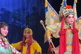 机器狗变身哮天犬表演戏剧，剧团：下个角色或是猪八戒被打回原形图片