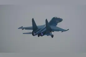 砺剑长空！多图直击东部战区空军航空兵某旅飞行训练图片