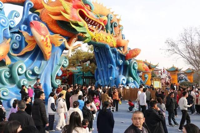 传统社火邂逅“赛博”童趣，九曲黄河万里情上演文化盛宴