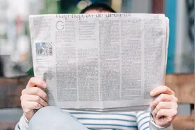 怎么利用AI收集制作新闻报道图片