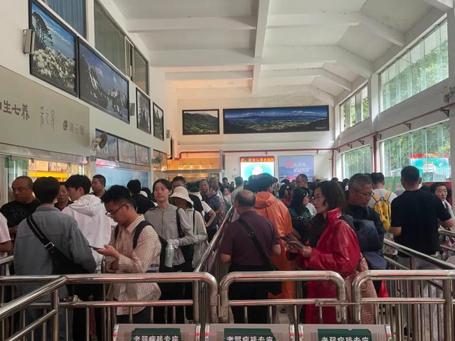 外地高温40℃，云南还要穿长裤，来感受独一份清凉