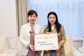 “跳水女王”郭晶晶，有新身份图片