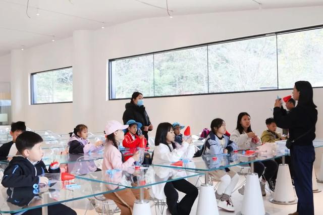 秋假研学 | 宁波亲子团在大凉山开启“欢乐奇遇记”！