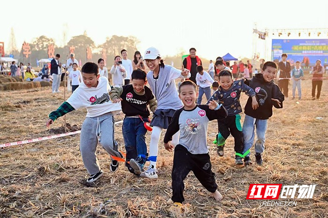 不止露营，更是“蟹”礼！全国露营大会点亮大通湖
