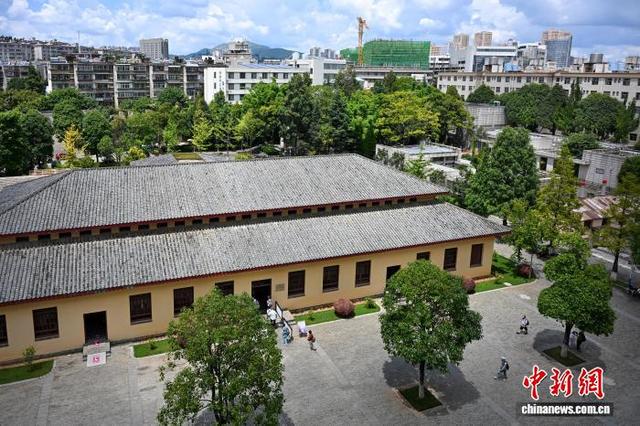 云南师范大学西南联大旧址迎暑期参观热潮
