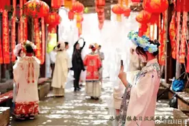 超10万人涌入！成都簪花热太上头了图片