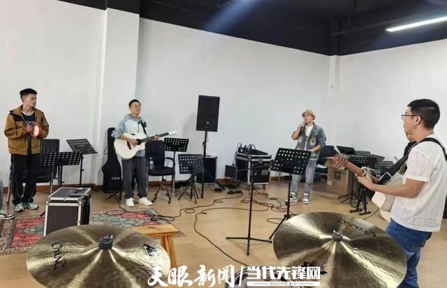 从流量到留量——正安“村Rock”解锁“吉他+N”文旅发展新密码