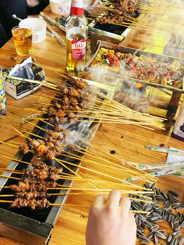 最适合一个人发呆的小城，比贵州凉快比大理更慢夏天才20℃