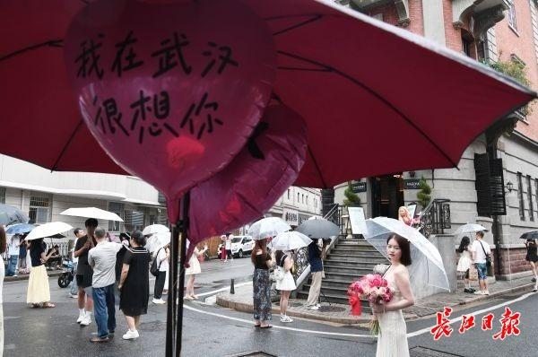来一场说走就走的旅行，天凉了来武汉吧