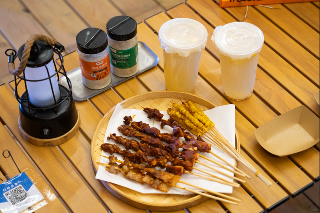 【暖冬遇见防城港】星光篝火 元旦烟花｜白沙湾潮玩露营嘉年华邀你跨年！