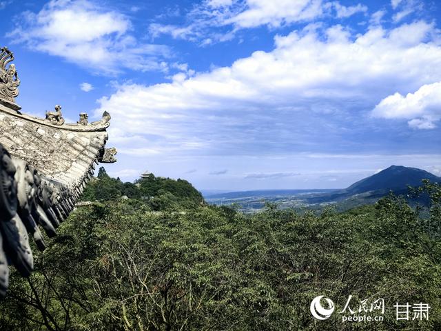 【甘快看】甘肃平凉崆峒山：悟武术之韵 享康养之乐