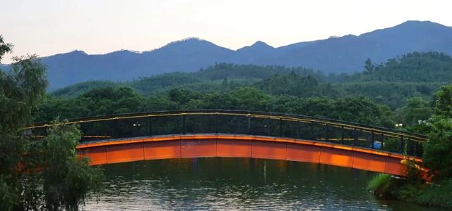 跟着赛事游鹤山！动起来！用运动方式打开鹤山～