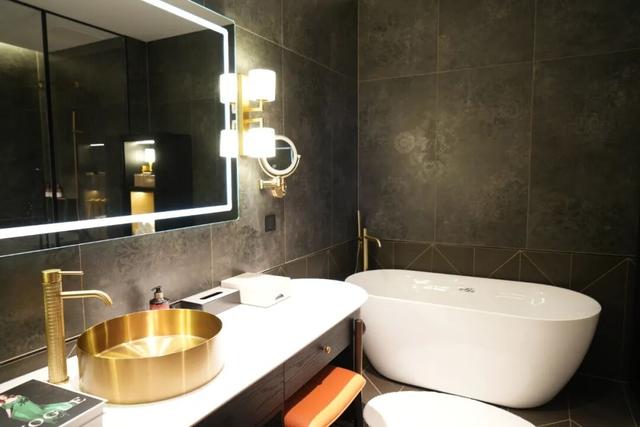 从推门见雪到推门见烟火，百年绸缎庄变身设计师酒店——来中华巴洛克历史文化街区，看历史街区与国际视野的“双向奔赴”