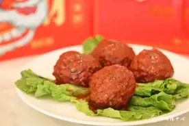 高校推出龙年年货大大大礼包，这些设计太绝了！图片