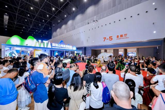 第22届中国—东盟博览会旅游展区：新亮点闪耀，科技与合作齐飞