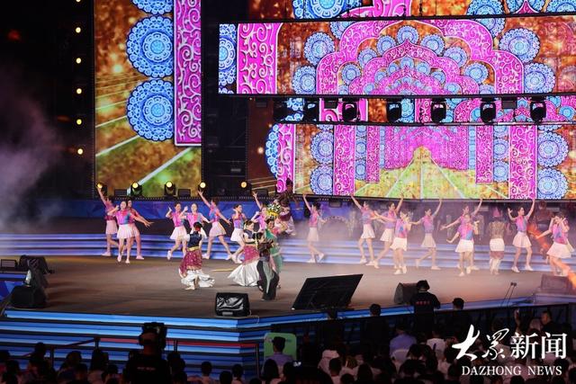 文化体验烟火时尚：第35届青岛国际啤酒节嗨起！